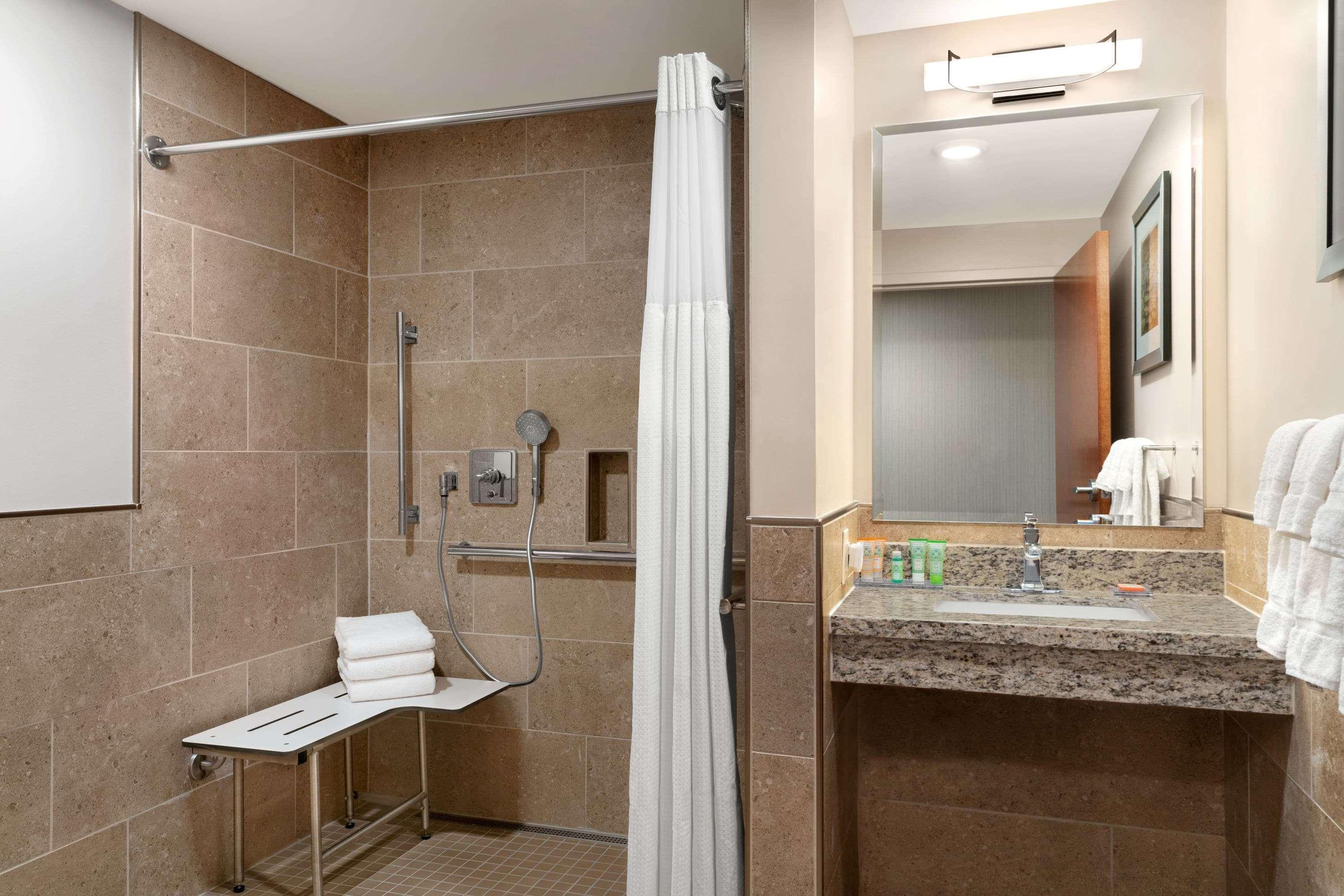 Wyndham Garden State College 3*